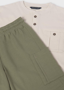 футболка с шортами