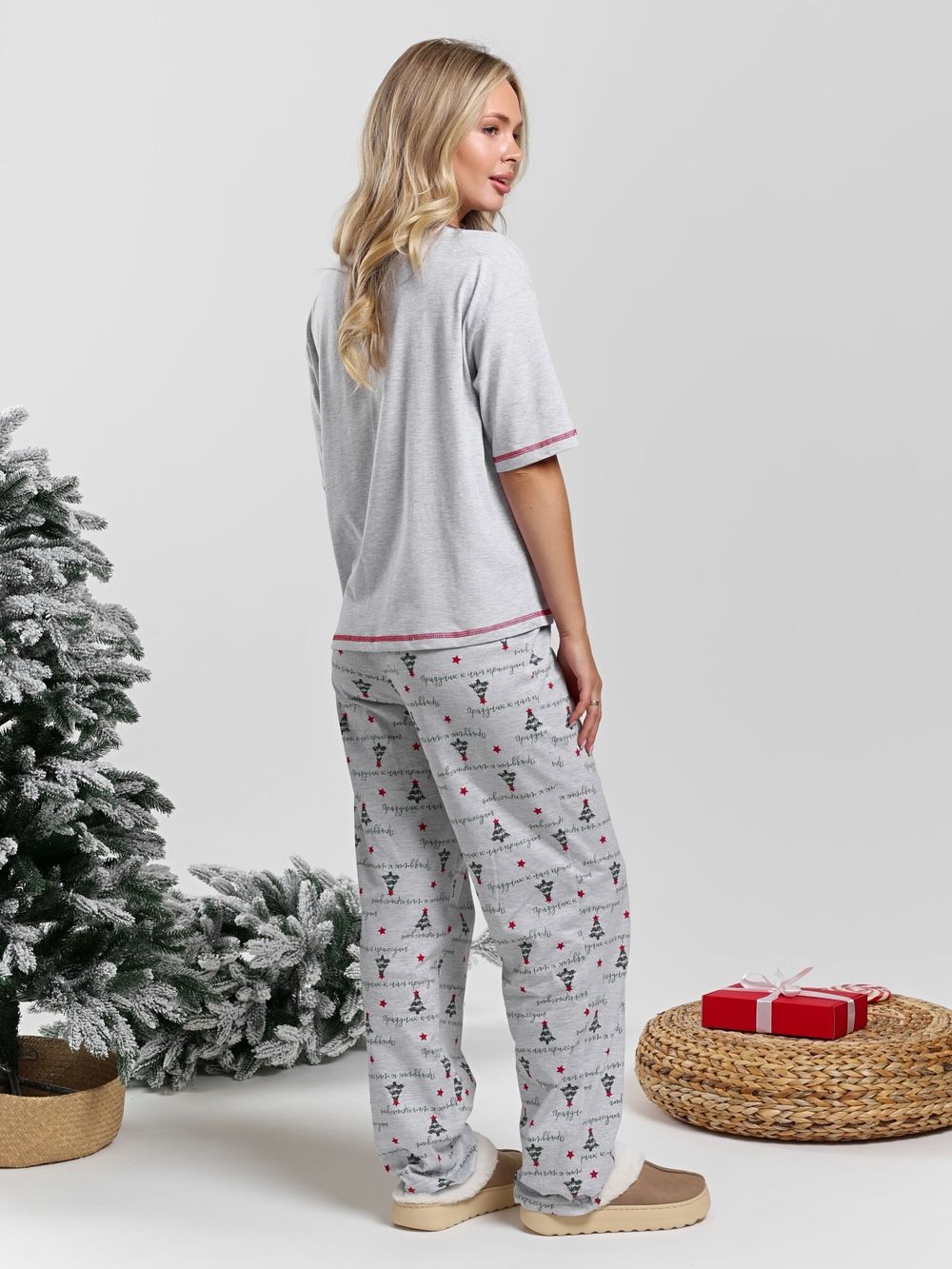 Костюм женский Праздник-3.2 Виотекс КАРМЕЛАНЖ