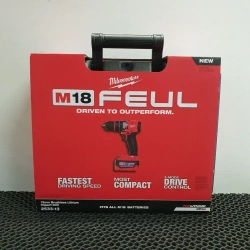 Milwaukee Дрель-шуруповерт, 18 В, 100 Нм, 2 АКБ