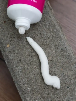 VGT (ВГТ) Шпатлевка акриловая для внутренних работ, заделки неровностей, трещин и сколов, 330 г, Цвет белый