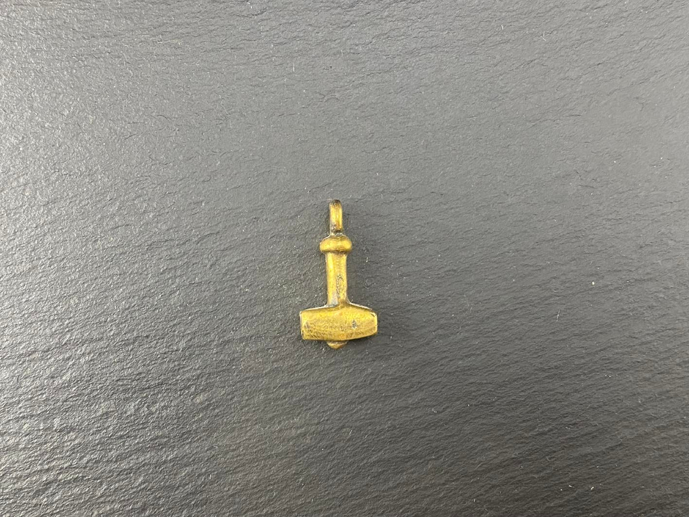 Мьёльнир 10 в.