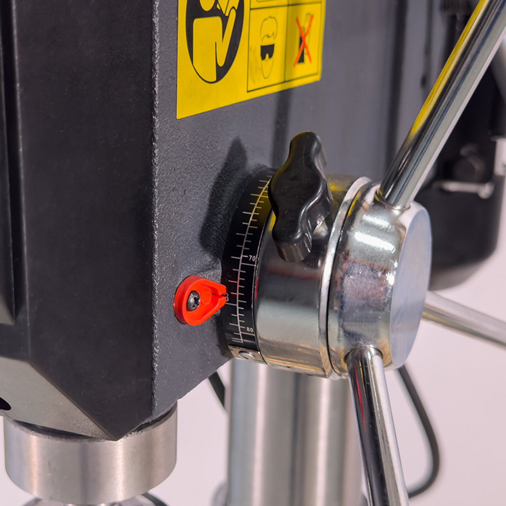 E-1316B/400 сверлильный станок настольный