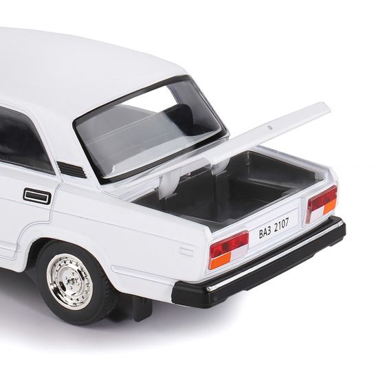 Модель машины ТМ АВТОПАНОРАМА 1/24 ВАЗ 2107, белый (свет, звук) JB1200157