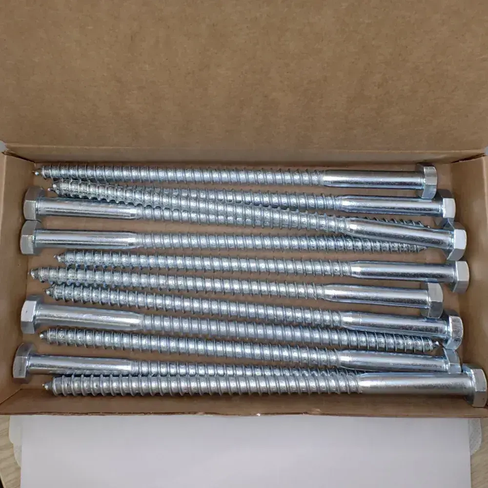 Глухарь по дереву шуруп для лаг и реек DIN571 10х200 1кг