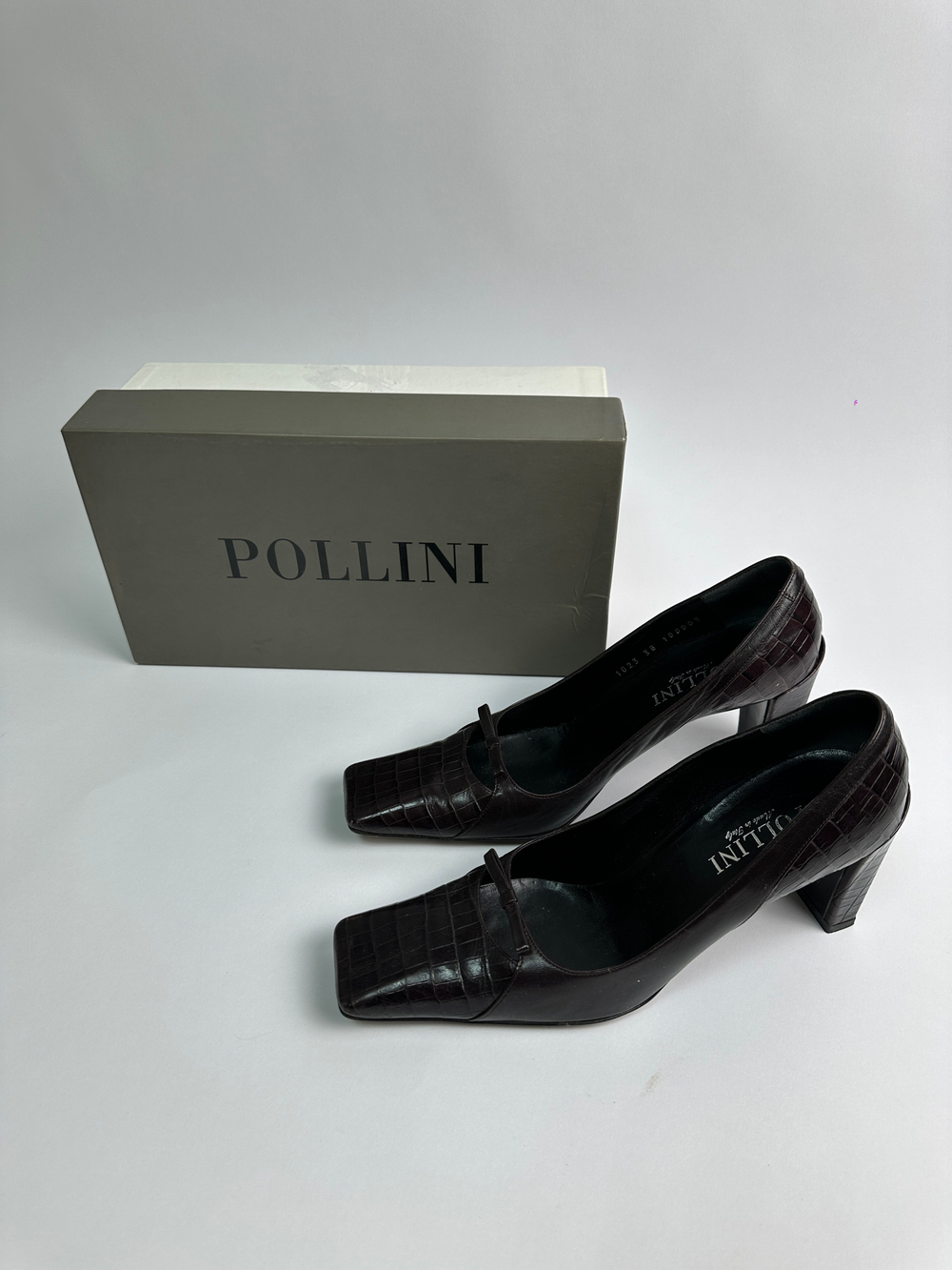Туфли Pollini
