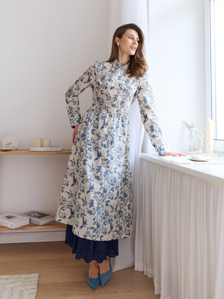 Платье с вшитой манишкой