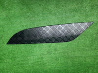 Накладка капота правая LR Defender 2 L663 (19-нв)