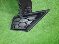 Решетка переднего бампера правая VW Tiguan 2 16-20