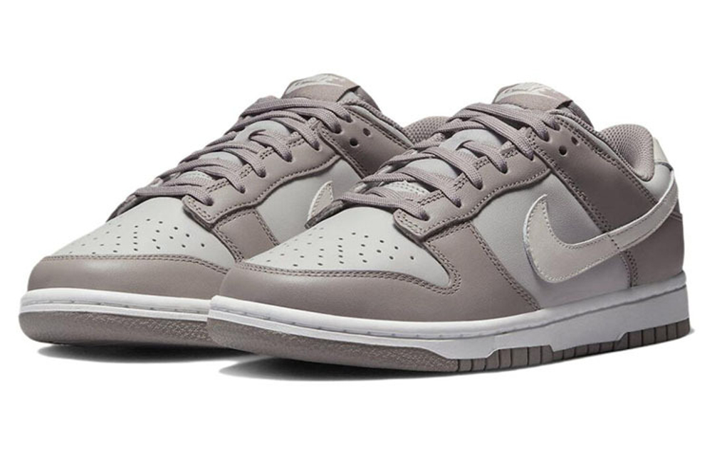 Кроссовки Nike Dunk Low