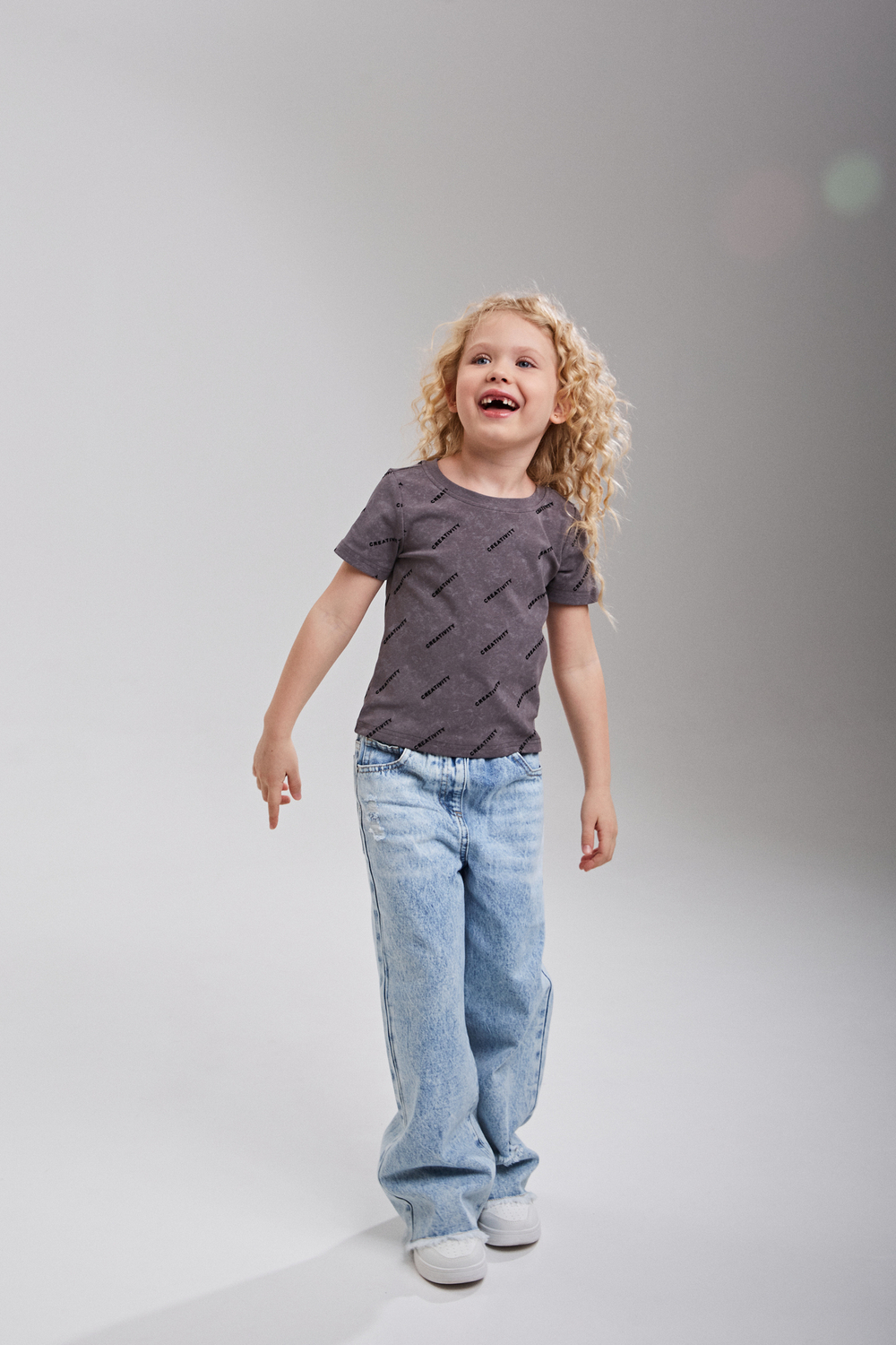 Джинсы д/д DELORAS 22475X