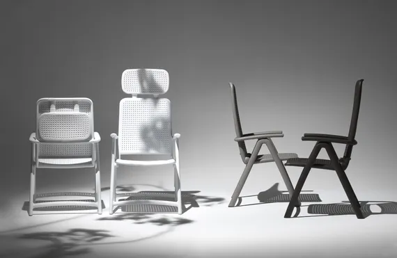 Стул пластиковый складной Acquamarina, тортора