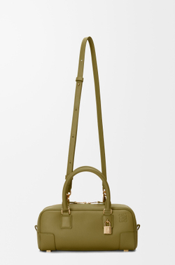 Loewe Укороченная сумка Amazona 23 из телячьей кожи наппа, оливковый