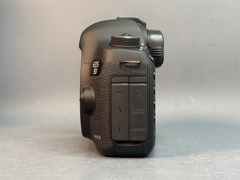 Canon EOS 5D Mark III 36.665 кадров