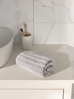 Полотенце махровое DeNASTIA Узкая Волна 500gsm 40x60 100% хлопок, серый