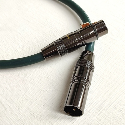 DAXX R386 Балансный 1XLR-1XLR кабель (папа-мама) из бескислородной меди. High Grade D=9mm