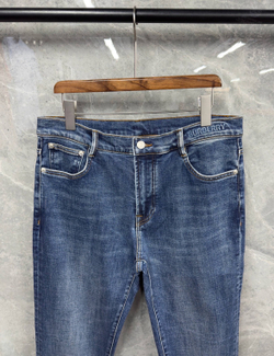 Джинсы Burberry