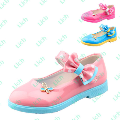 Туфли детские с ремешками на липучках и бантами в горох