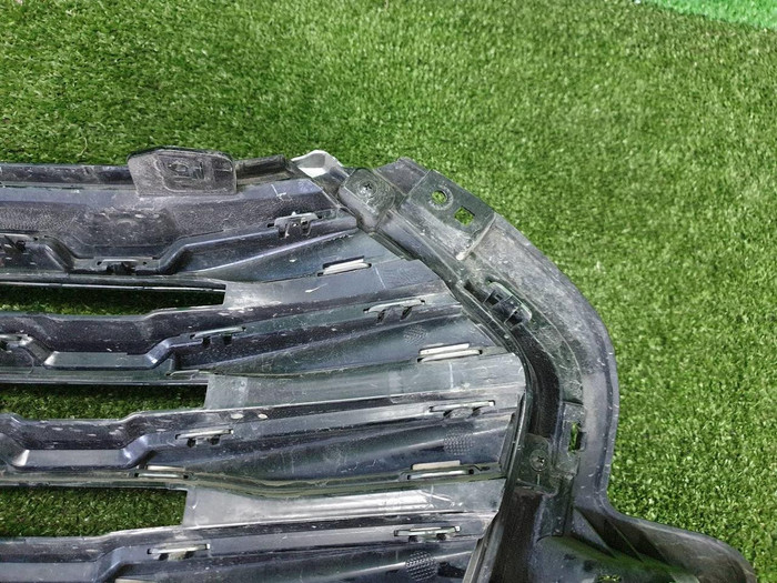 Решетка радиатора Haval Jolion (2021-н.в.)