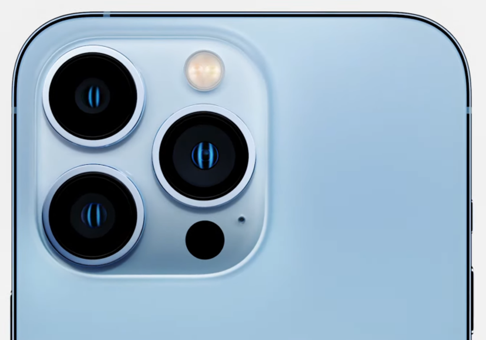 Смартфон Apple iPhone 13 Pro 256GB небесно-голубой (MLW83RU/A)