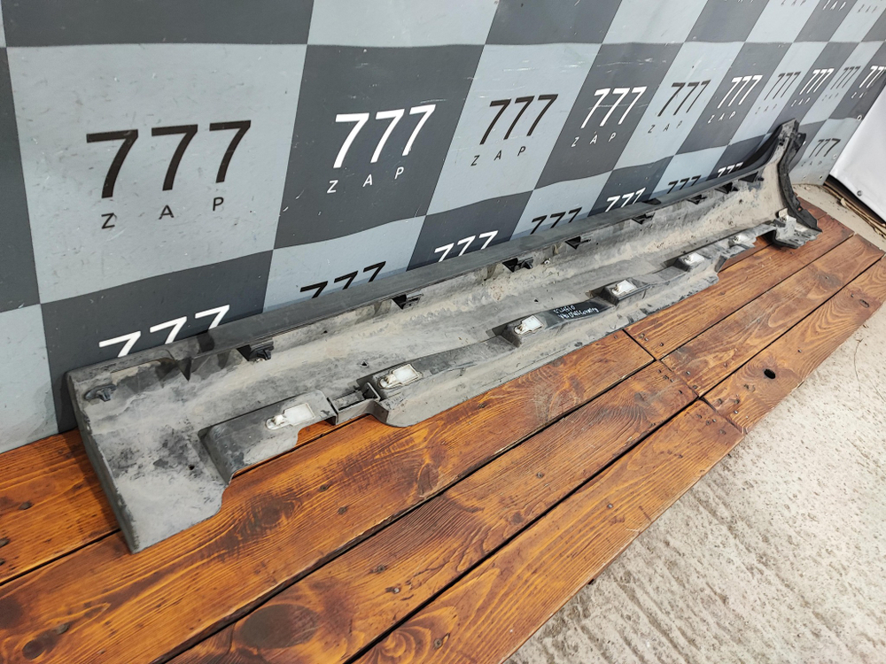 Накладка порога правого Volvo V40 Cross Country 12-16 Б/У Оригинал 31290542