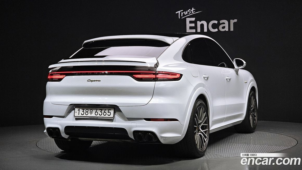 Porsche Cayenne (PO536) 3.0 E-Hybrid Coupe (08.2020)