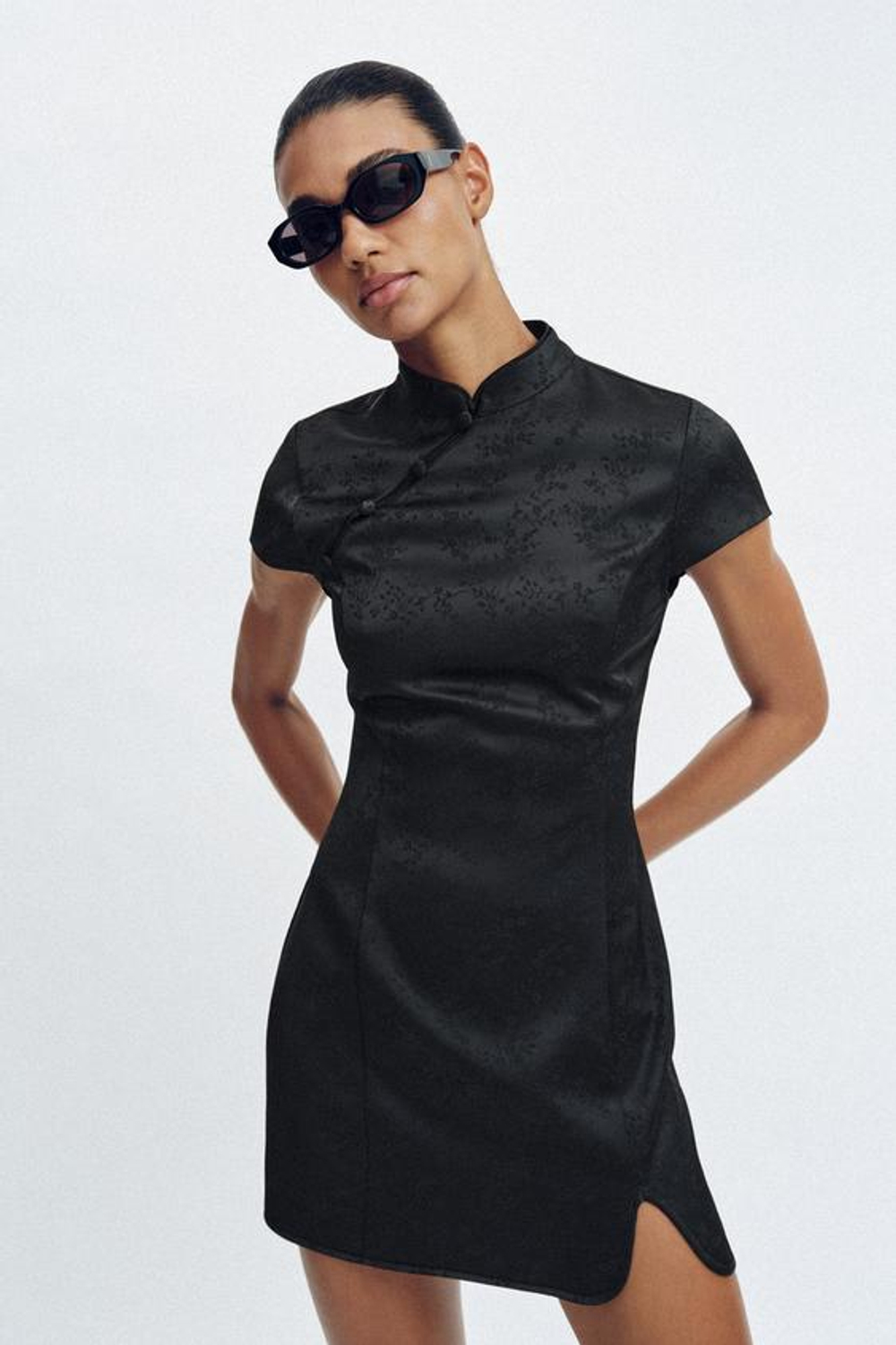 ZARA КОРОТКОЕ ЖАККАРДОВОЕ ПЛАТЬЕ, ЧЕРНЫЙ