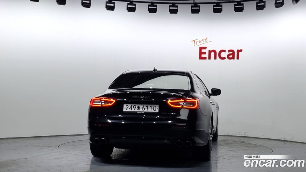 Maserati Quattroporte 3.0 Дизель GranLusso (12.2019)