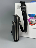 Кожаный чехол для iPhone Prada