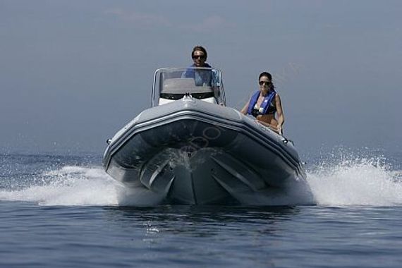 Лодка надувная ZODIAC Pro open 650 хайпалон-неопрен