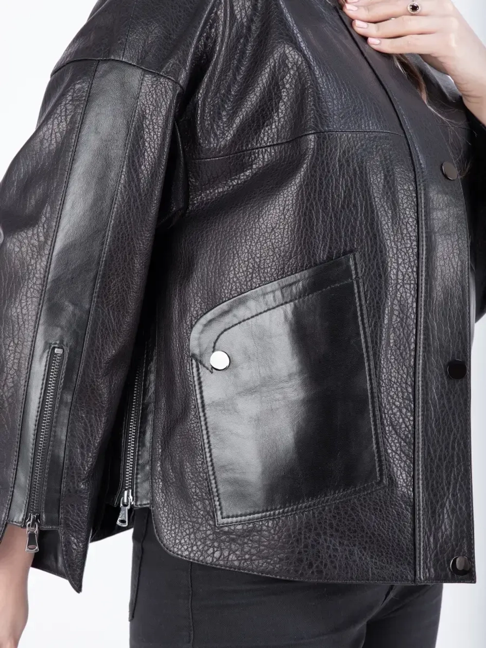 Куртка женская из натуральной кожи