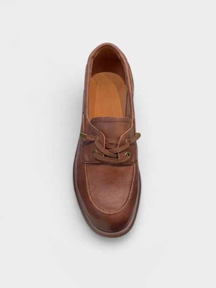 Лоферы на шнуровке