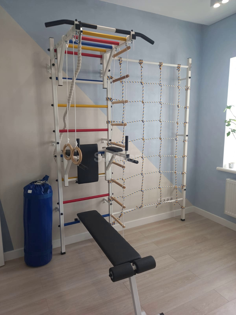 Монтаж шведской стенки Sv Sport с канатным лазом в бетонные, кирпичные стены