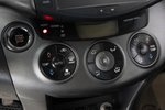 Toyota RAV4, 2009 год