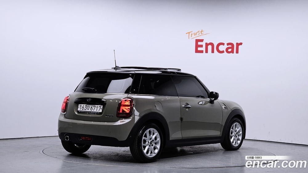 Mini Cooper HIGH (06.2020)