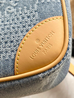 Louis Vuitton Chess Messenger