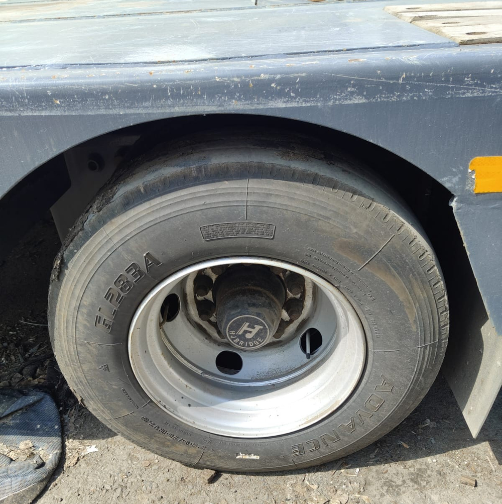 Политранс 94183* Полуприцеп тяжеловоз 3 оси 94183-010 (Не раздвижной)