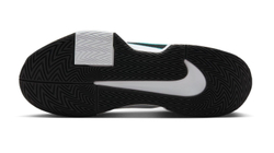 Теннисные кроссовки Nike Zoom GP Challenge Pro - white/black radiant/emerald