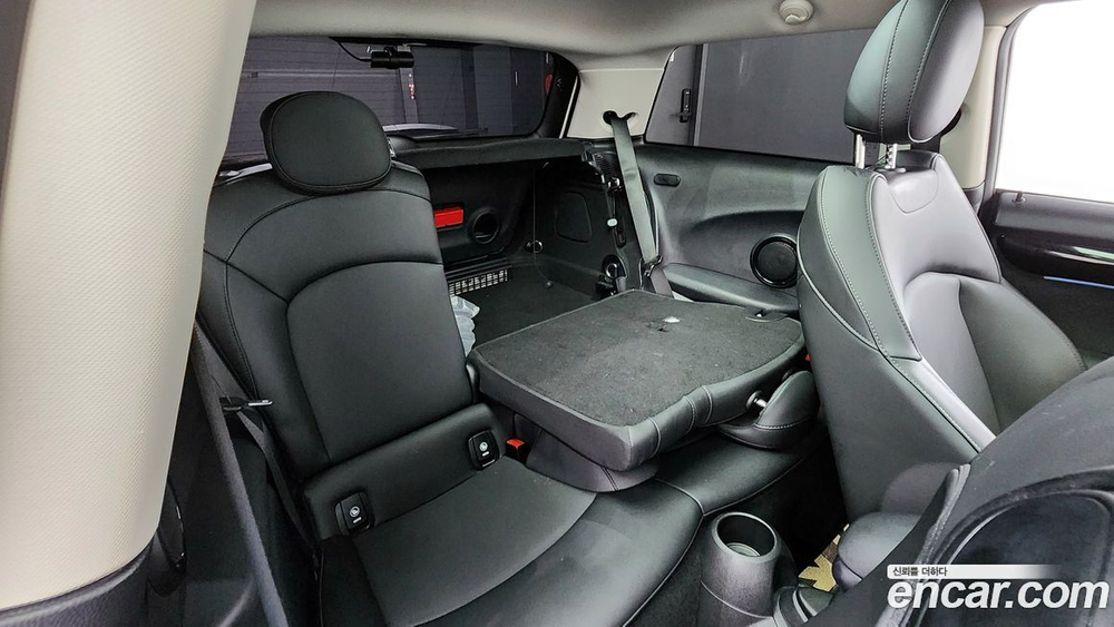 Mini Cooper Classic Plus (11.2021)