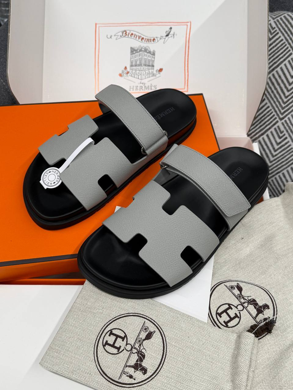 Шлепанцы Hermes