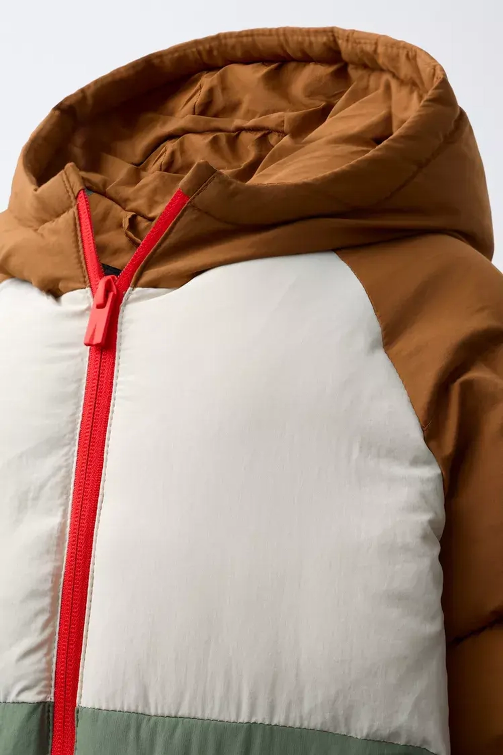 ZARA СТЕГАНАЯ КУРТКА КОЛОР-БЛОК WATER REPELLENT С ФЛИСОВОЙ ПОДКЛАДКОЙ, РАЗНОЦВЕТНЫЙ