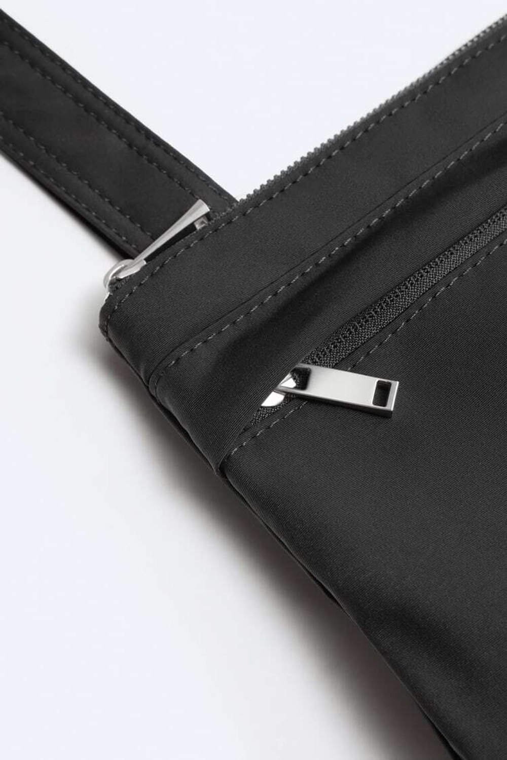 ZARA НЕЙЛОНОВАЯ СУМКА С КАРМАНАМИ, ЧЕРНЫЙ