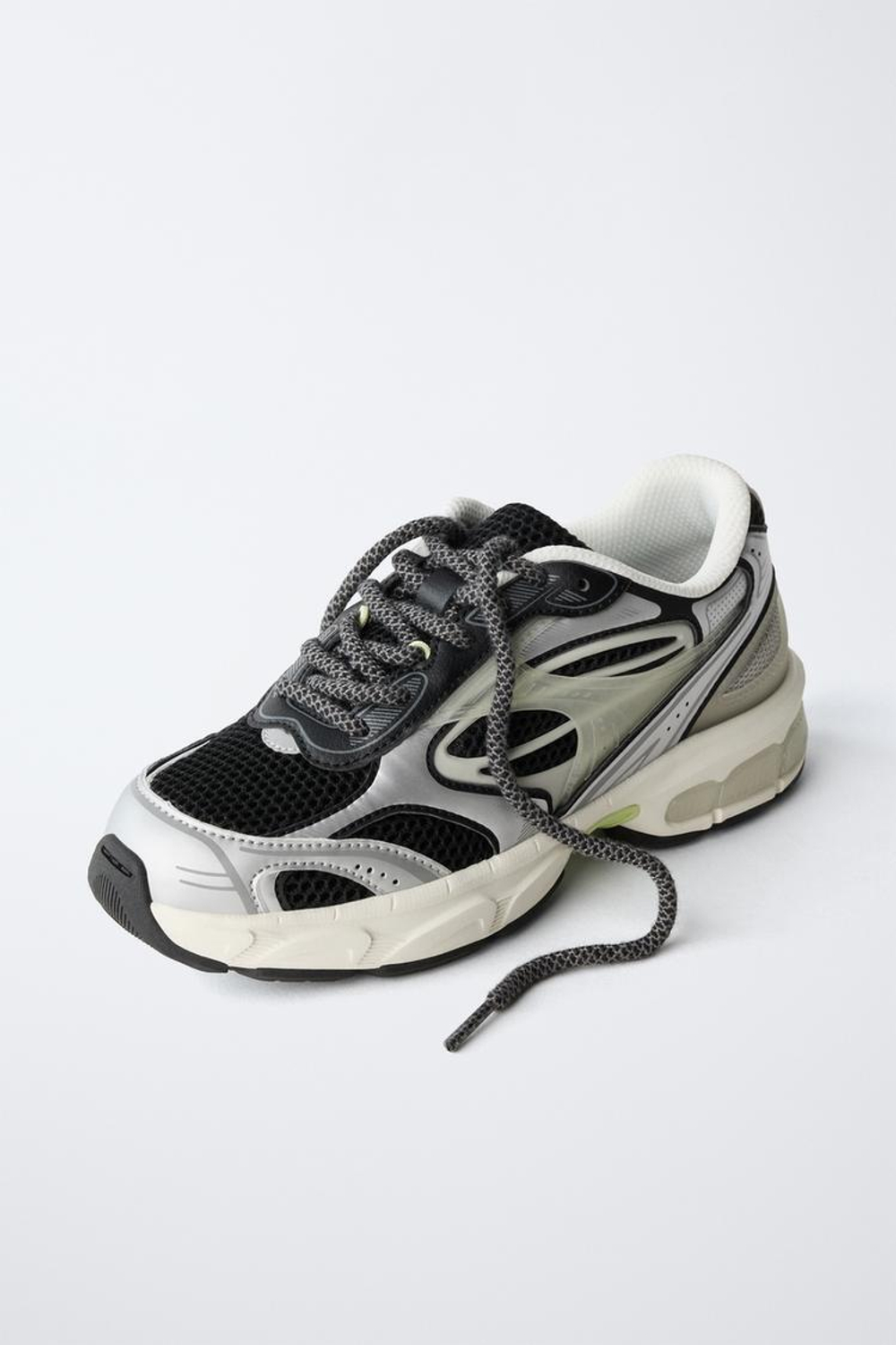 ZARA СПОРТИВНЫЕ КРОССОВКИ ИЗ СЕТЧАТОЙ ТКАНИ, ЧЕРНЫЙ