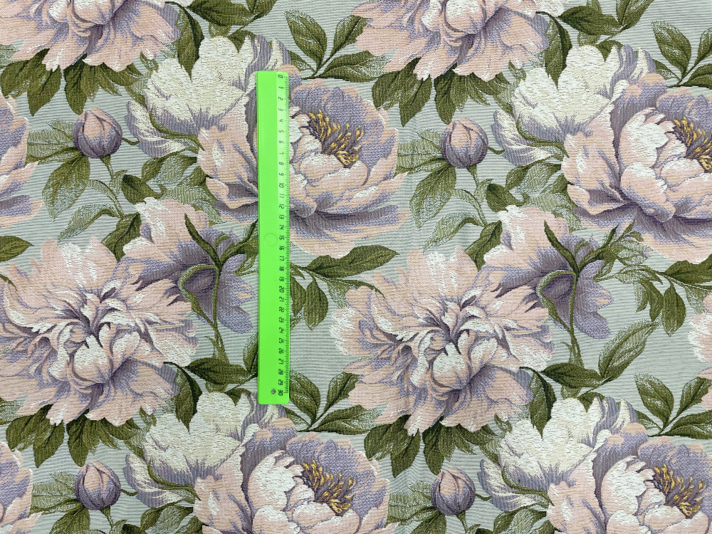 Гобеленовая ткань Сиреневые пионы ширина 175 см