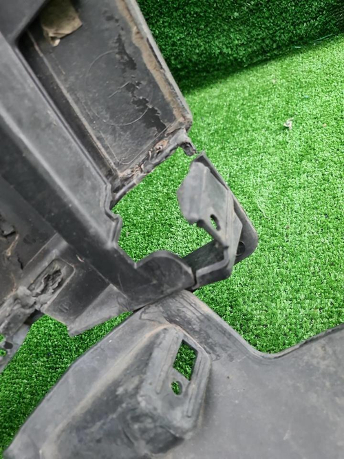 Бампер передний Range Rover Sport 2 L494 (13-17)