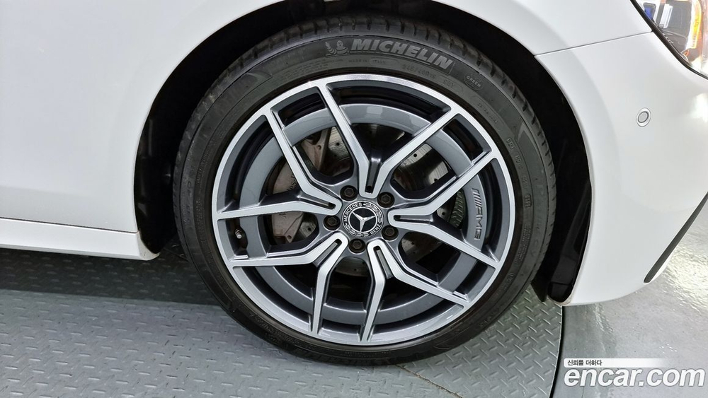 Mercedes-Benz E-Class W213 E220d 4MATIC AMG Line (10.2020)