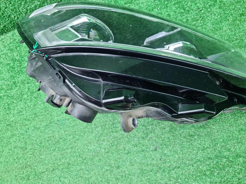 Фара правая VW Multivan T6 (2019-н.в.) LED