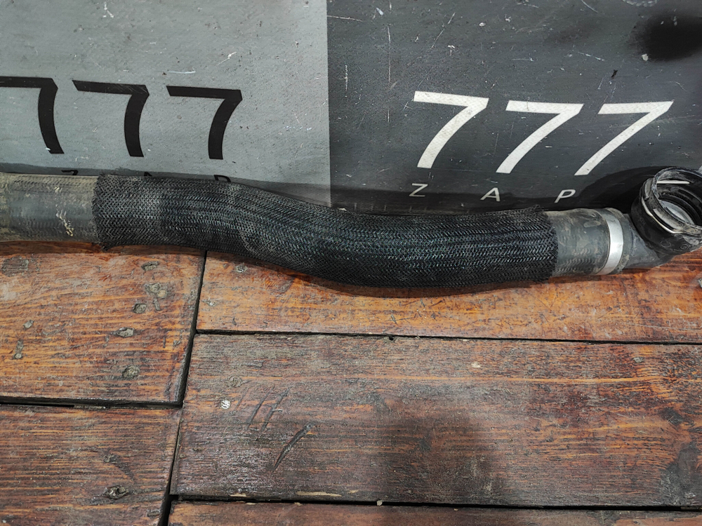 Патрубок системы охлаждения Haval F7 1 19-24 Б/У Оригинал 1303100XKQ00A