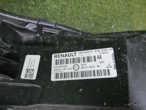 Битая Фара правая Renault Arkana (2019-н.в.) LED