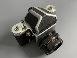 Pentacon Six TL + MC Biometar 2.8/80