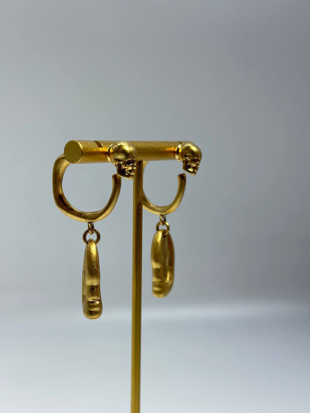 Серьги Alexander McQueen